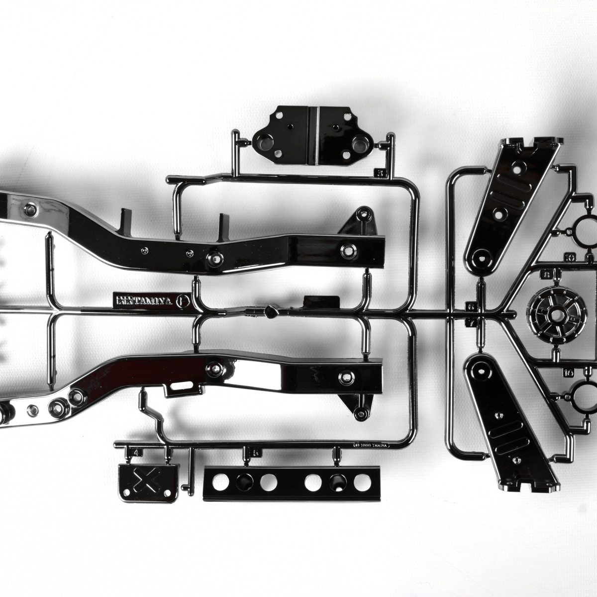 Tamiya 54678 F-Teile (Chassis-Streben) dunkel verchromt...