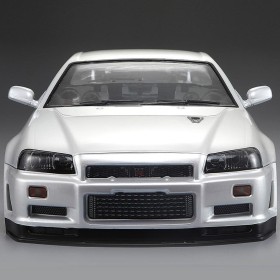 Nissan Skyline R34 195mm, pearl-white finished, RTU all-in