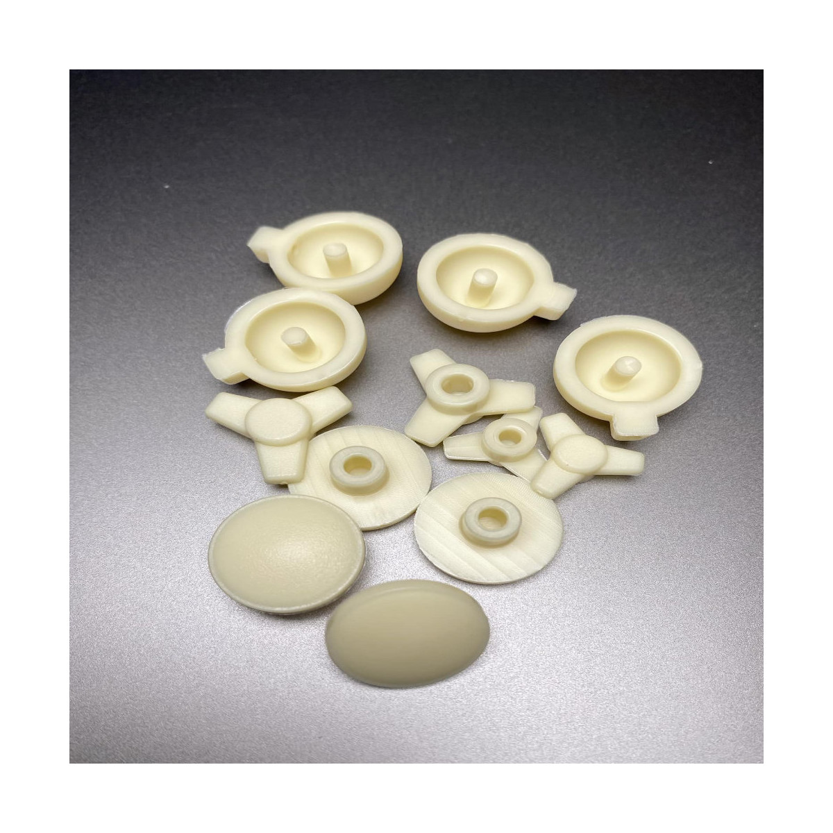 FanRC Accessories-4x body lamps- 4x knock off wheel nuts for RC10