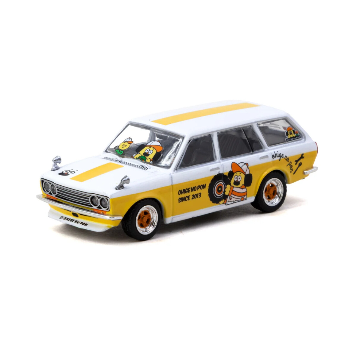 Tarmac Datsun Bluebird 510 Wagon *OHIGE no PON* white/orange 1:64